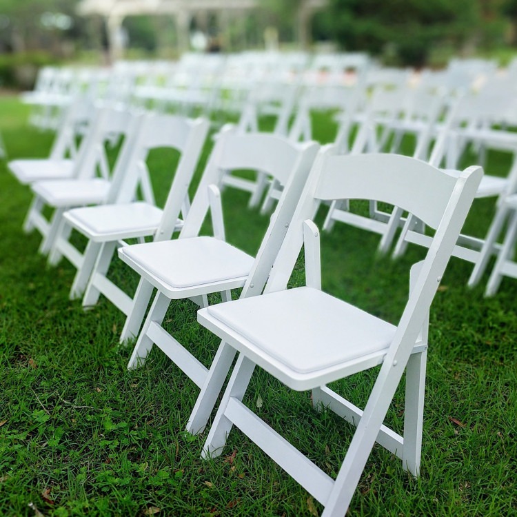 resin wedding chairs